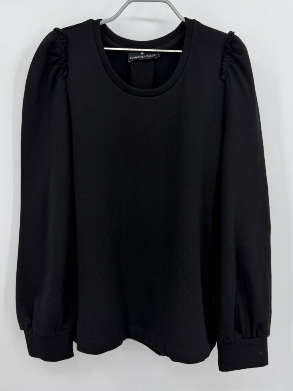 Pomander Place by Tuckernuck Black Vesty Puff Sleeve Crew Neck Sweatshirt size L